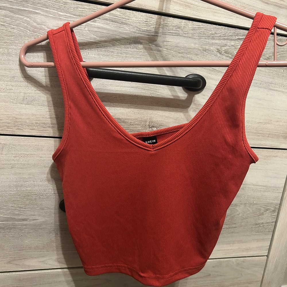 SHEIN Scarlet Ribbed V-Neck Tank Top